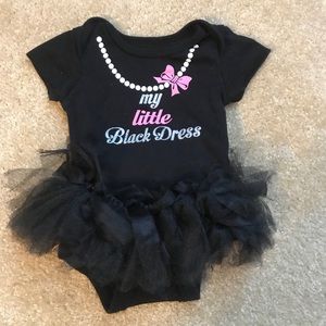 💃🏻 0-3m little black dress bodysuit w/tutu